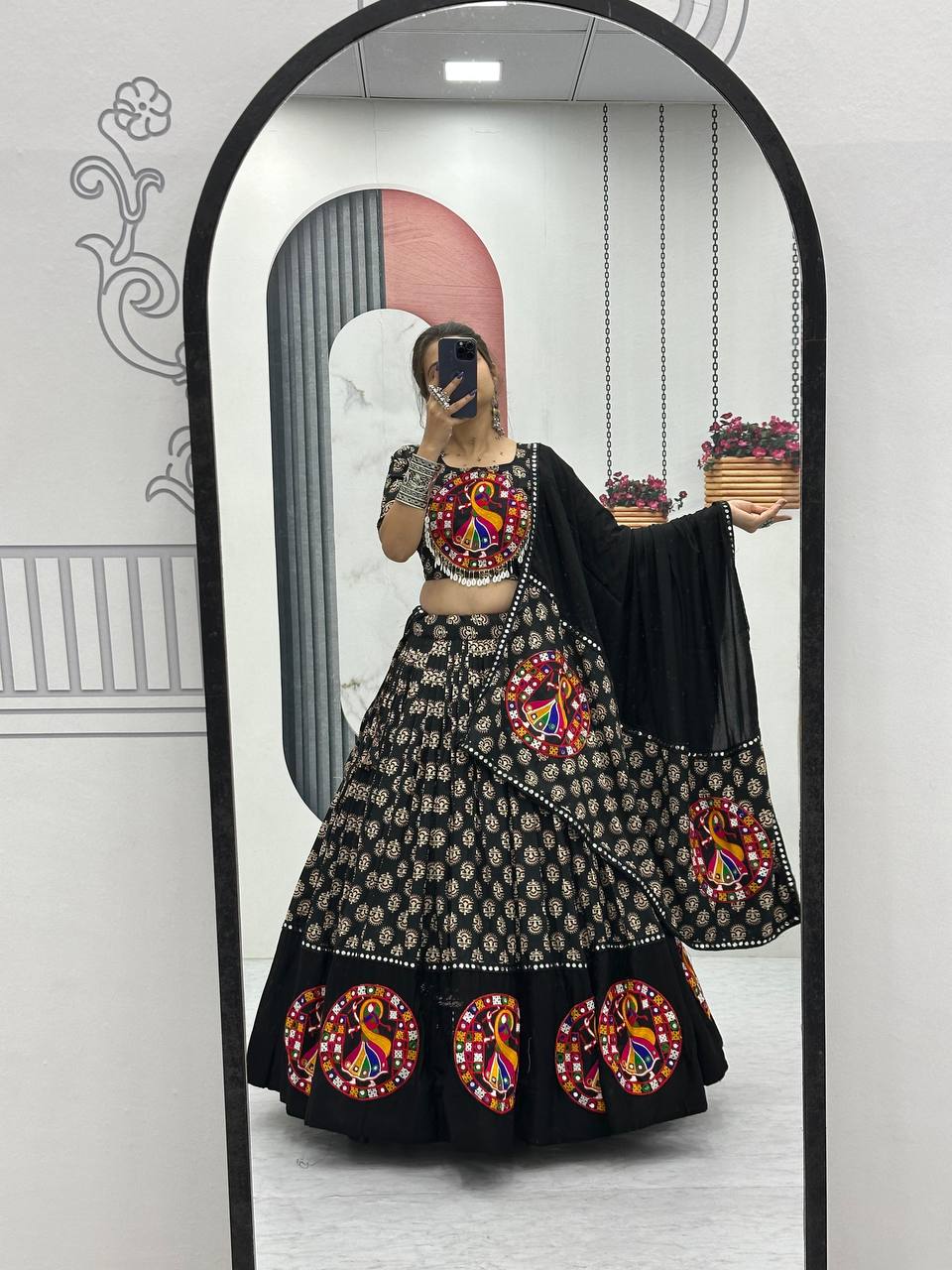 Elegant Navratri Lehenga Choli with Mirror Lace Detailing