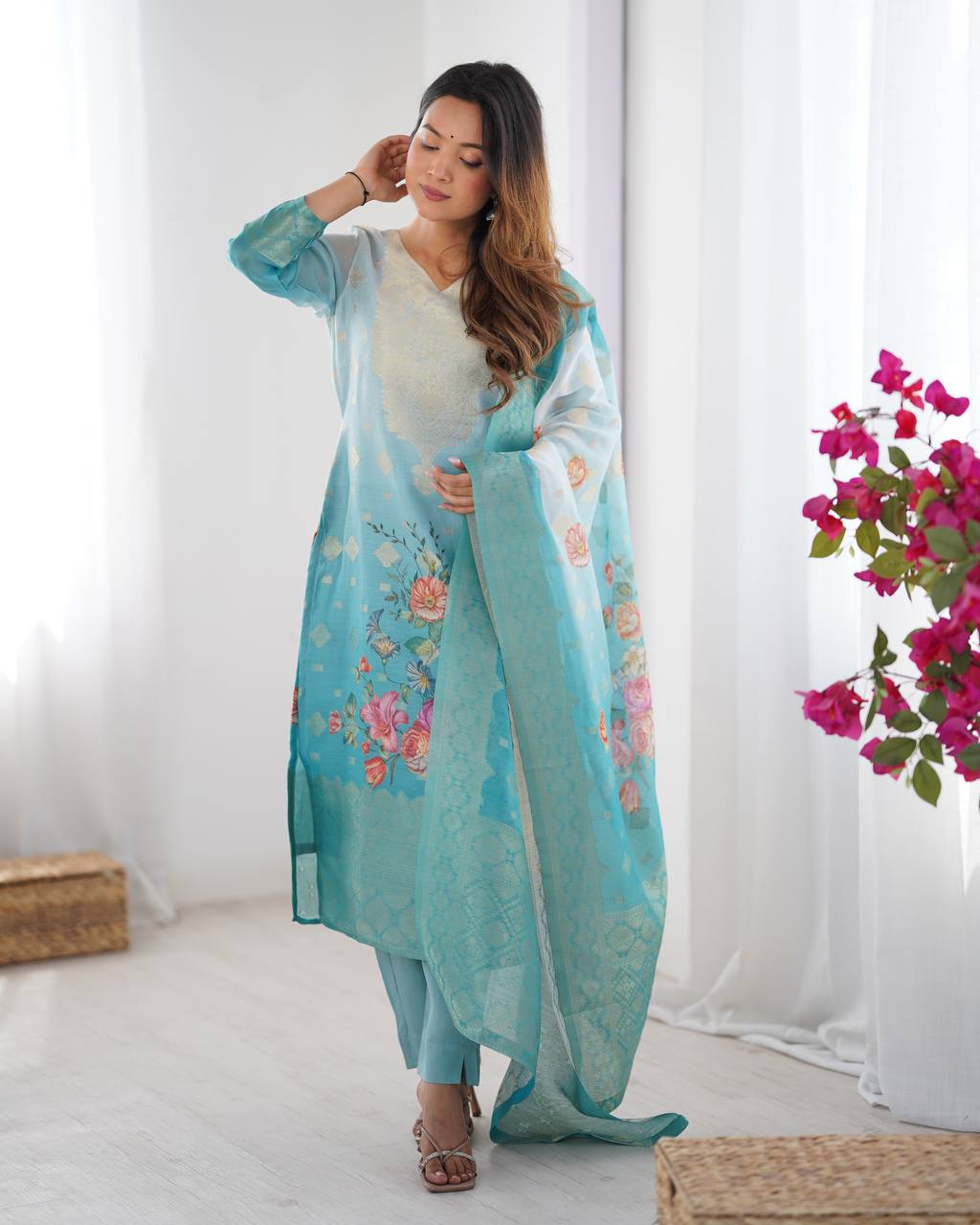 Graceful Jacquard Work Co-ord Set with Matching Dupatta