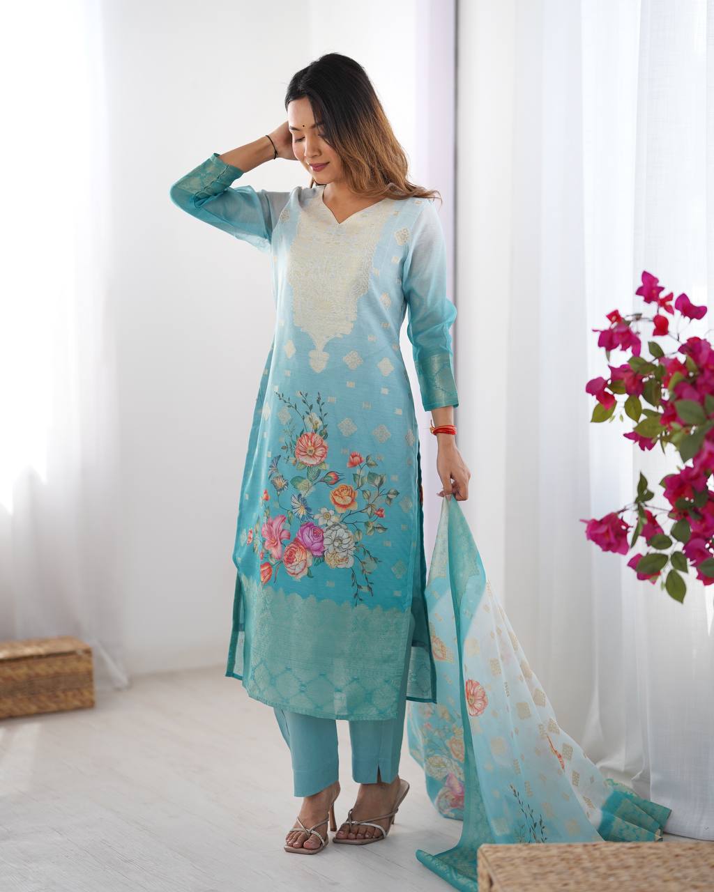 Graceful Jacquard Work Co-ord Set with Matching Dupatta