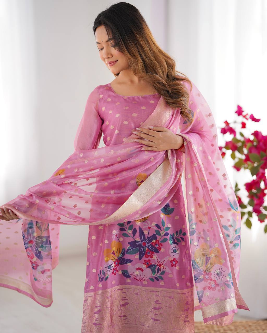 Graceful Jacquard Work Co-ord Set with Matching Dupatta