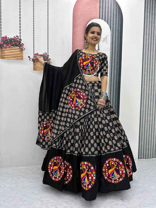 Elegant Navratri Lehenga Choli with Mirror Lace Detailing