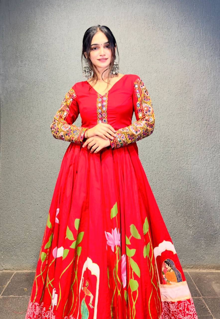 Elegant Cotton Gown Set for Garba Nights